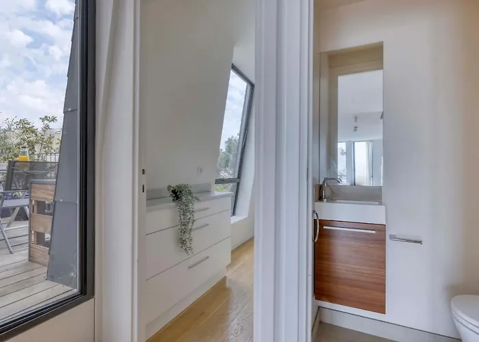 Luxury Penthouse With A/c Terrace & View-le Marais 파리