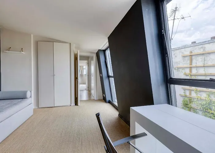 Luxury Penthouse With A/c Terrace & View-le Marais 파리