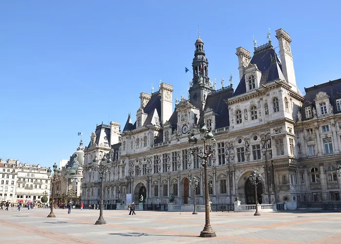 Luxury Penthouse With A/c Terrace & View-le Marais *