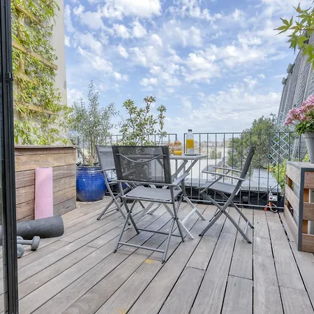 Luxury Penthouse With A/c Terrace & View-le Marais