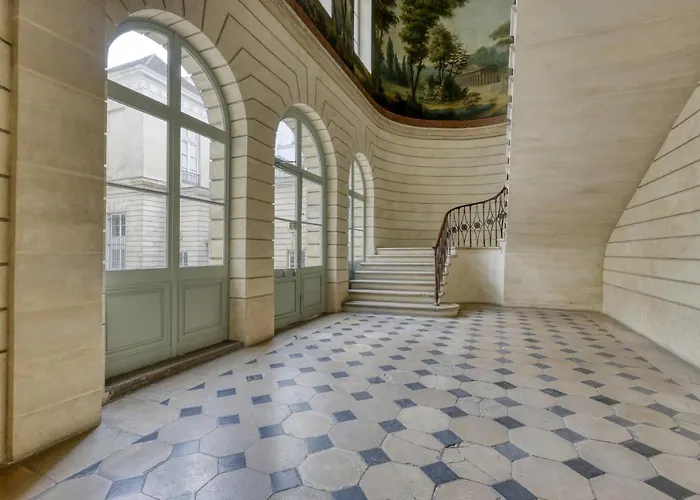 Luxury Penthouse With A/c Terrace & View-le Marais * Paris